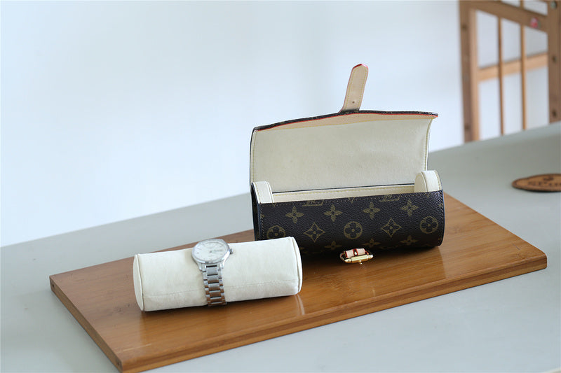 I W Fashion Lu-Vi bags - 9368