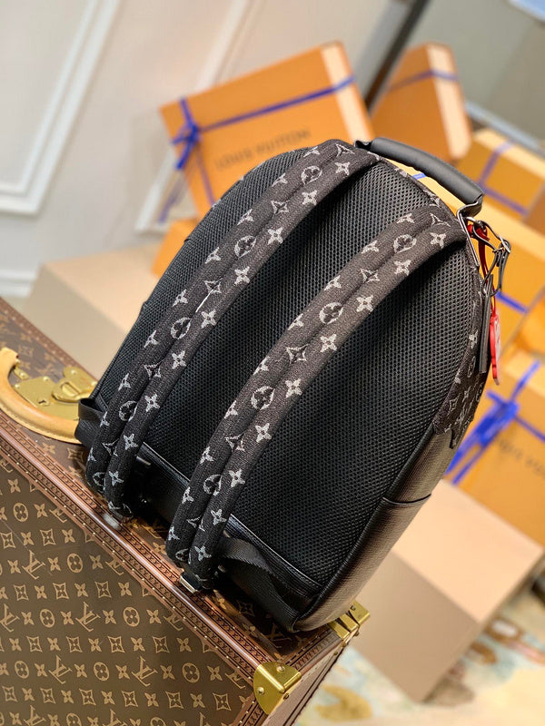 I W Fashion Lu-Vi bags - 17197
