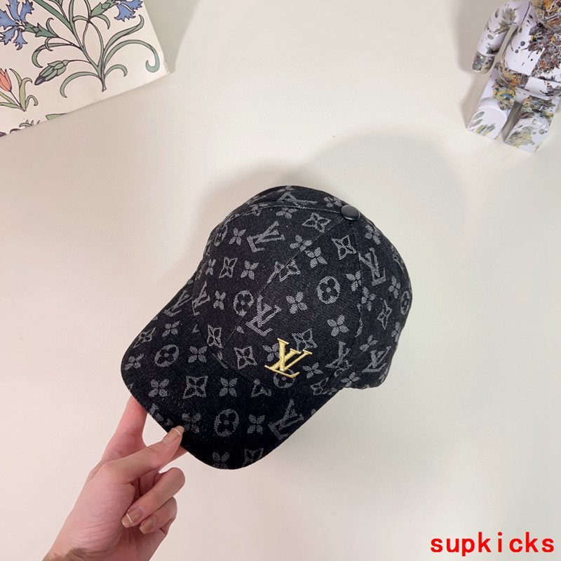 Louis Vuitton Luxury Cap