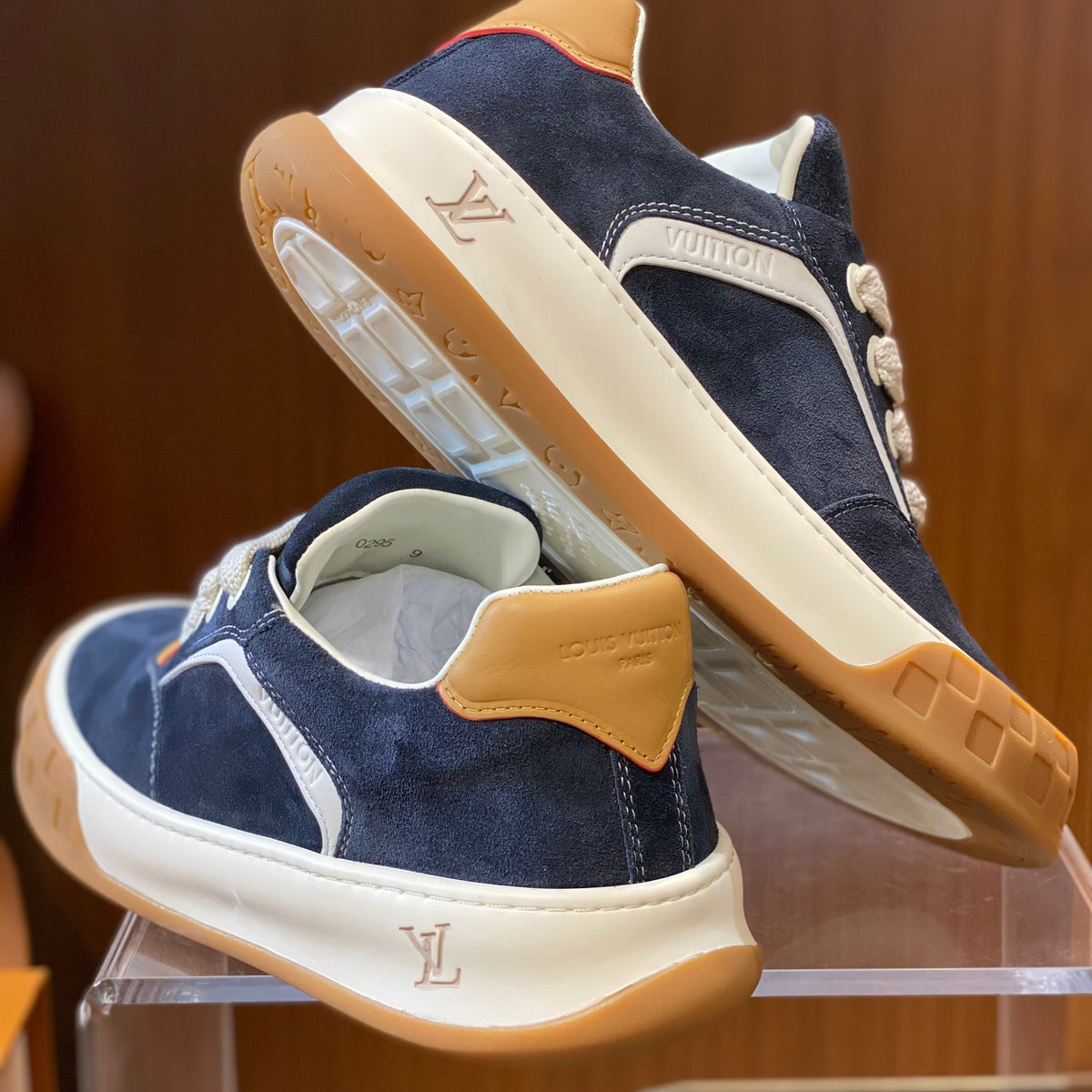 LOU TILTED SNEAKERS