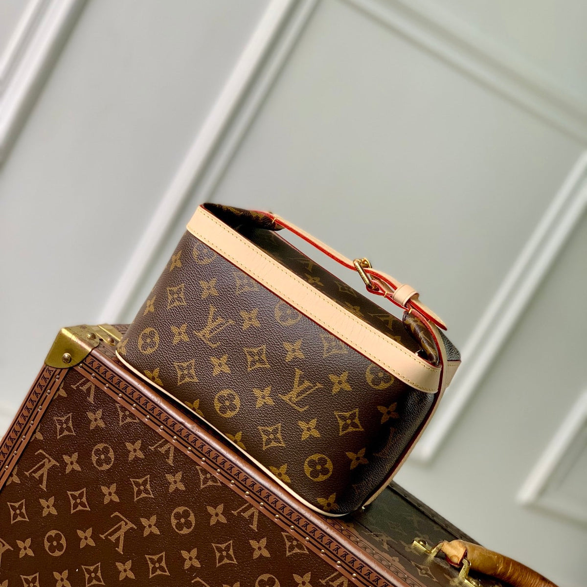 LOU CRUISER TOILETRY BAG