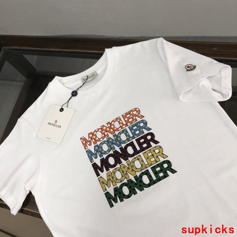 Moncler Luxury Cloth