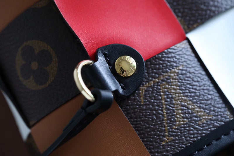 I W Fashion Lu-Vi bags - 8070