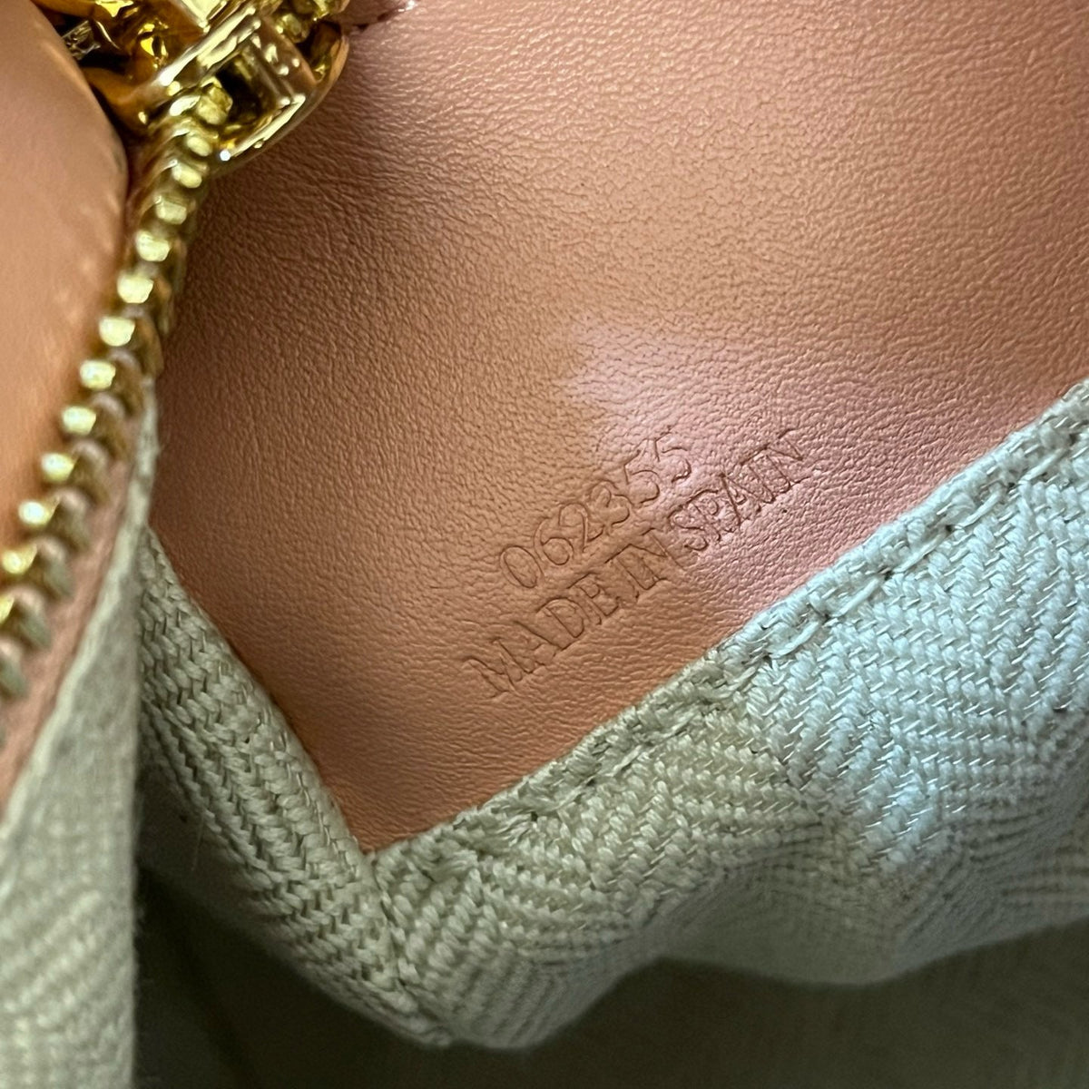 LOEW SMALL PUZZLE BAG