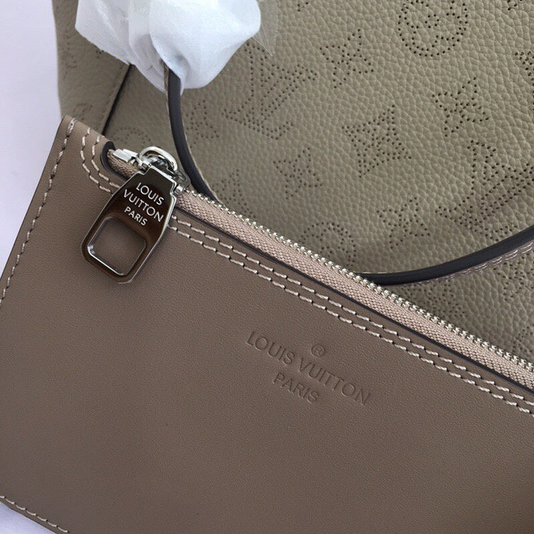 LOV2 Bags - Luxurious Bags  993