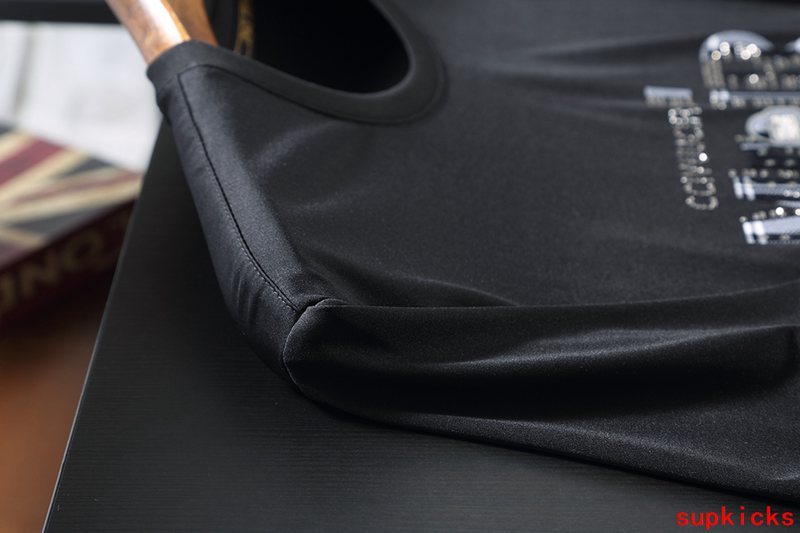 Moncler Luxury Cloth