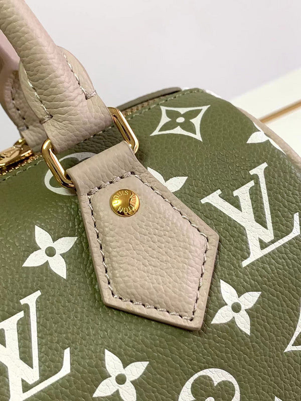 I W Fashion Lu-Vi Bags - 16775