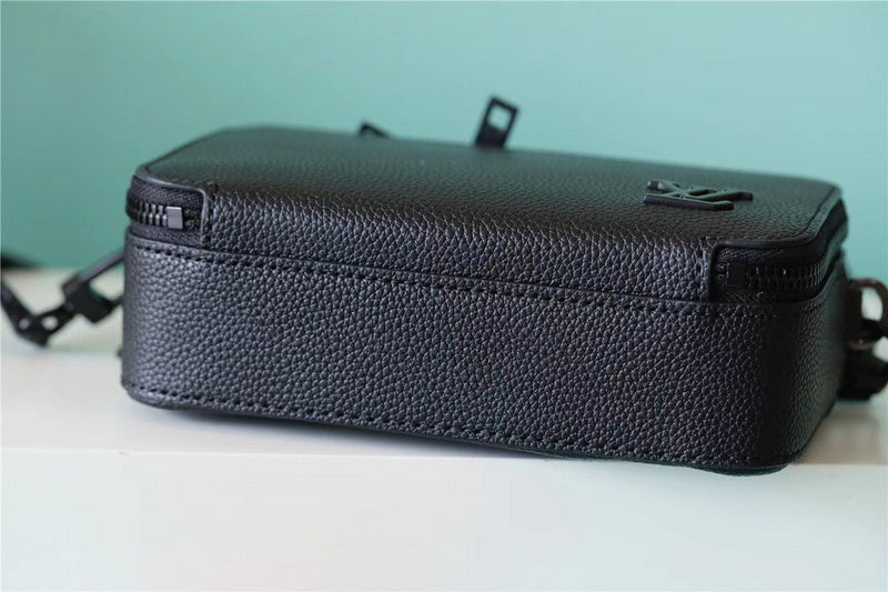 I W Fashion Lu-Vi bags - 10240