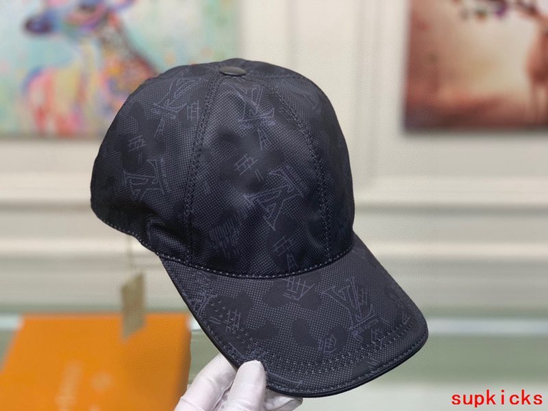 Louis Vuitton Luxury Cap