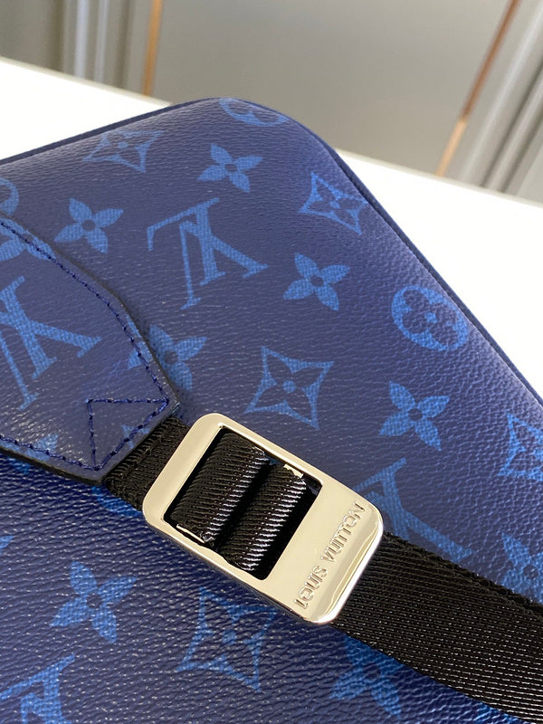 I W Fashion Lu-Vi bags - 17000