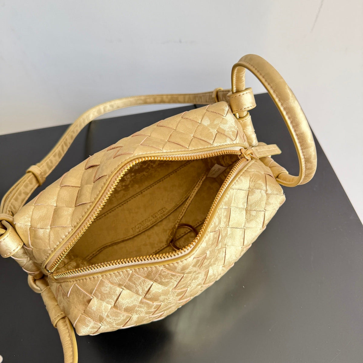 BOTT V TOP HANDLE LOOP BAG