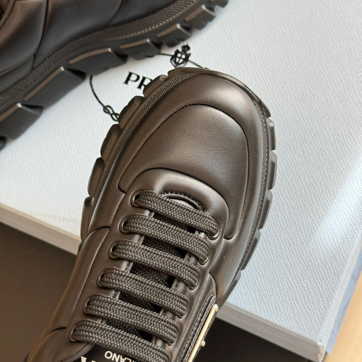 PD SNEAKERS