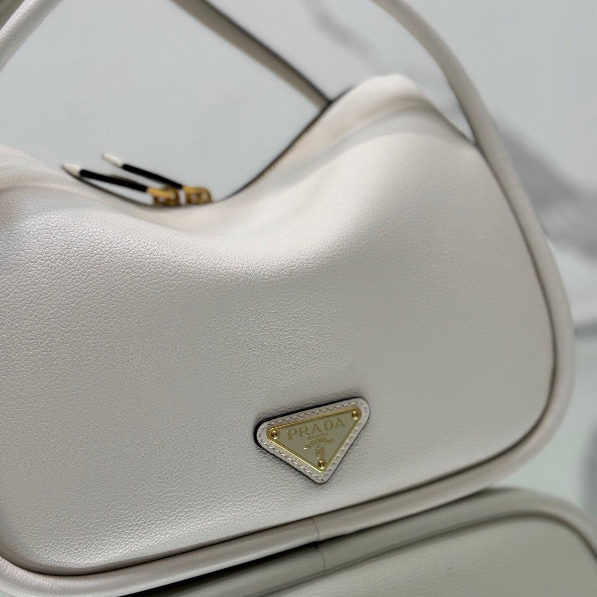 PD LEATHER HANDBAG