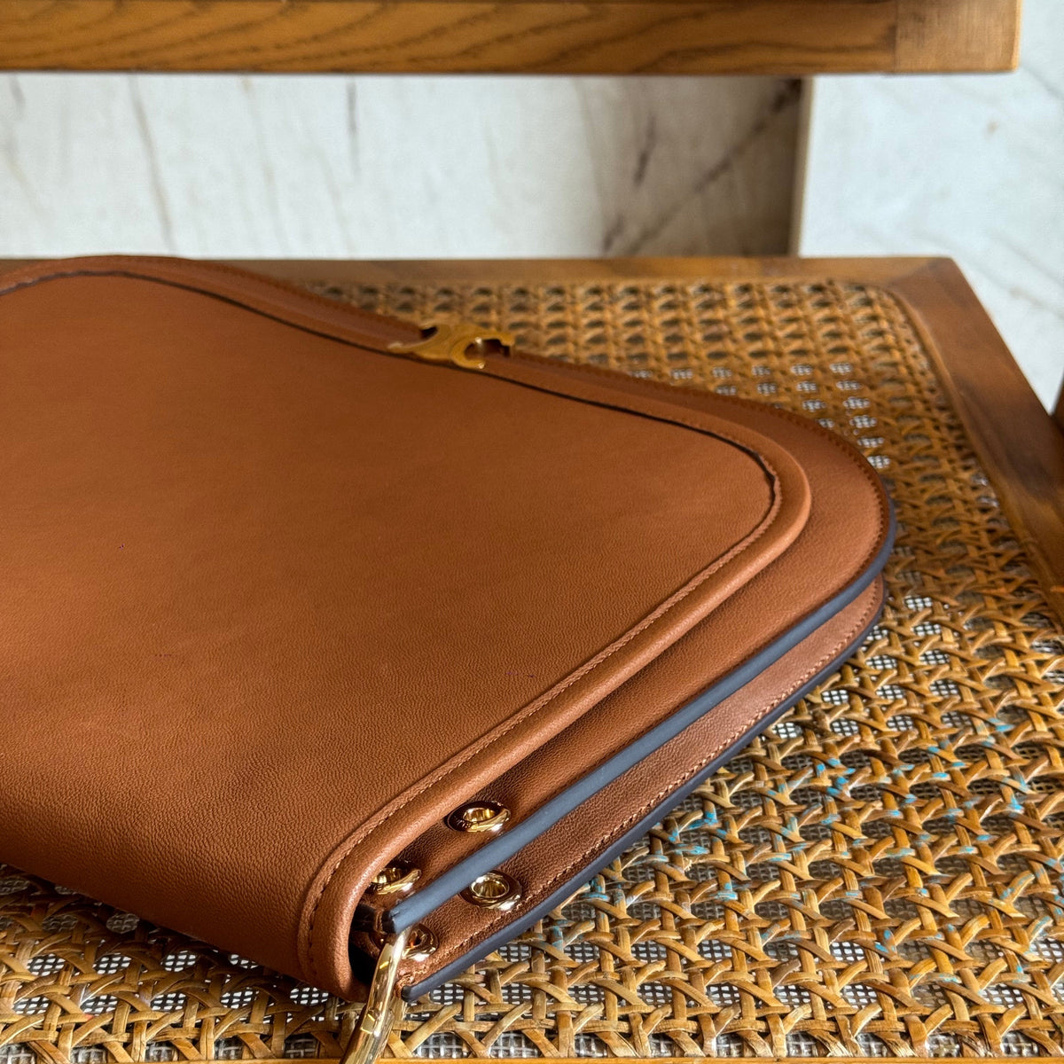 CEL TRIOMPHE BESACE BAG