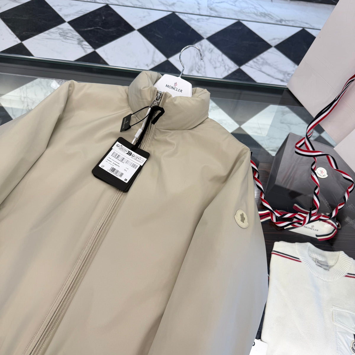 MONC LUSERNA JACKET