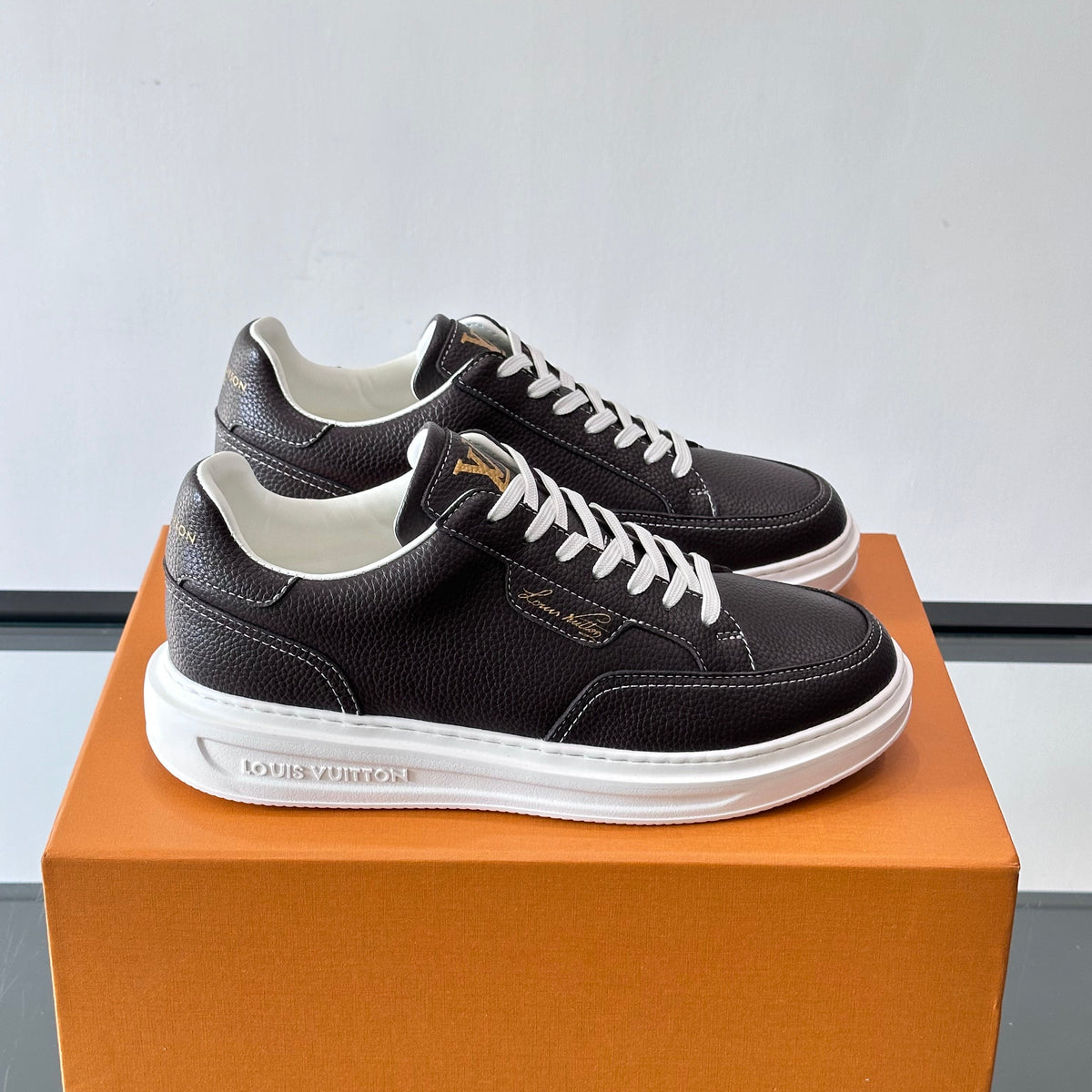 LOU BEVERLY HILLS SNEAKERS