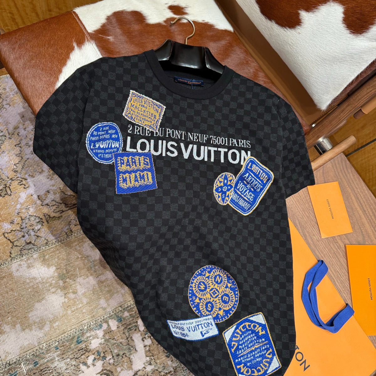LOU T-SHIRT