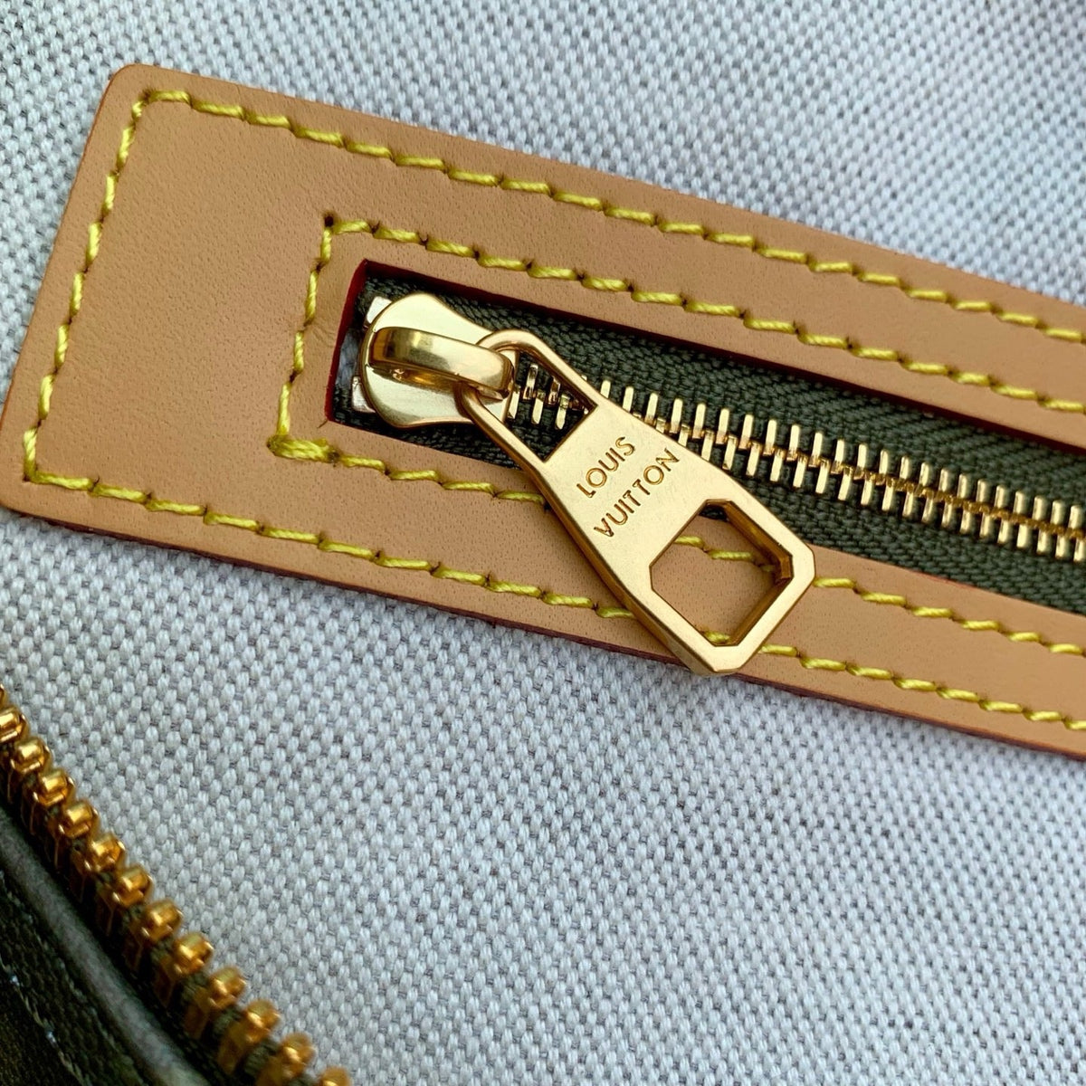 LOU KEEPALL 45 BAG