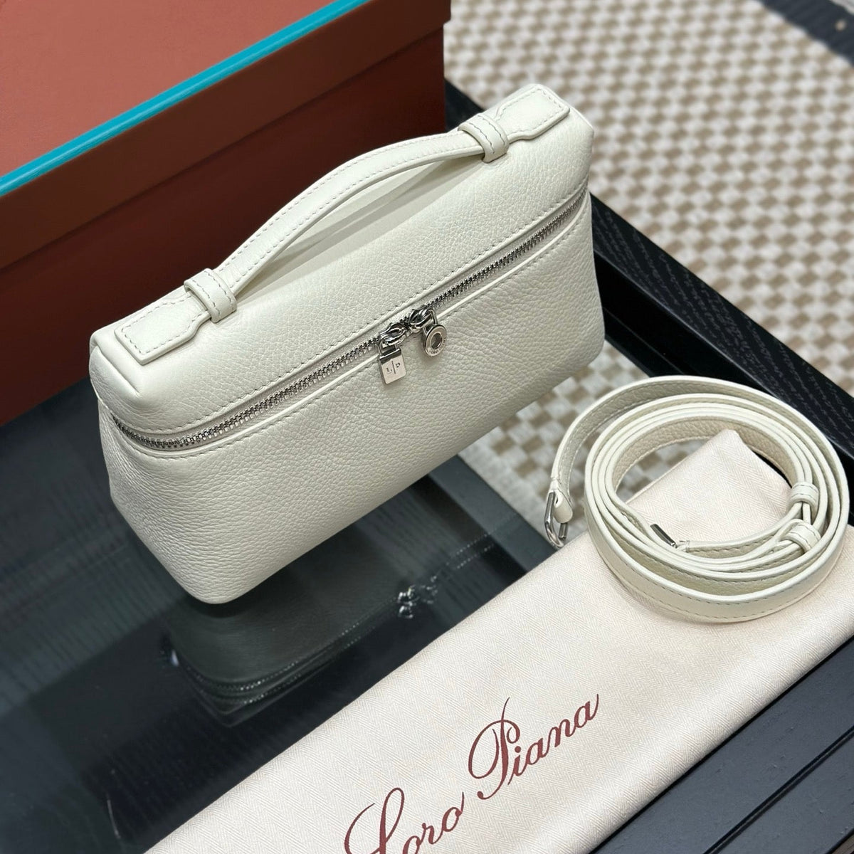 LORO P EXTRA POCKET L19 BAG