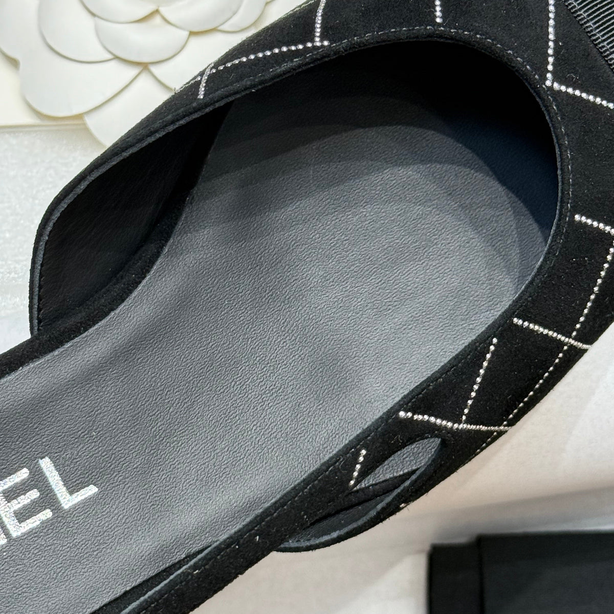 CC SLINGBACK PUMPS