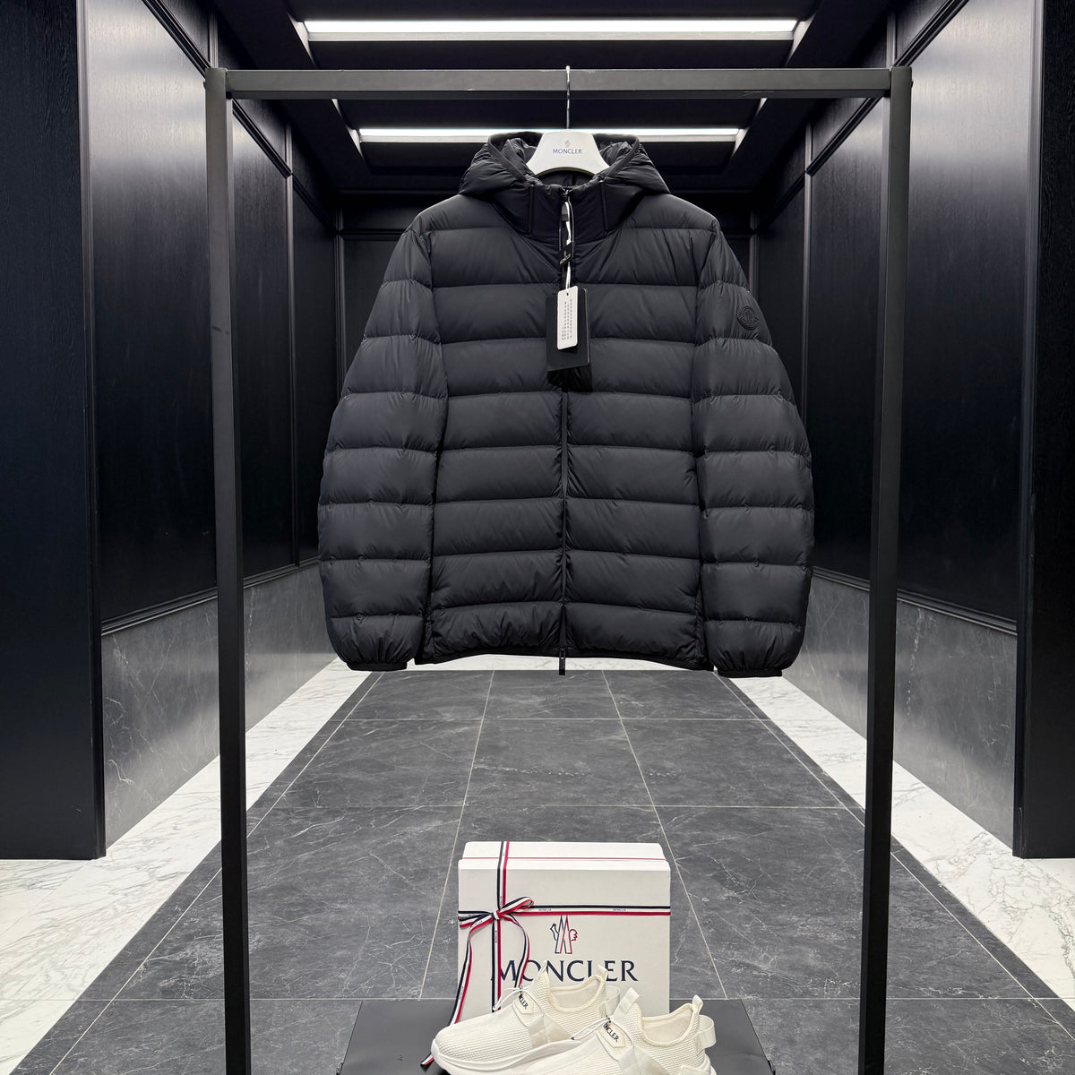 MONC JELUZ JACKET
