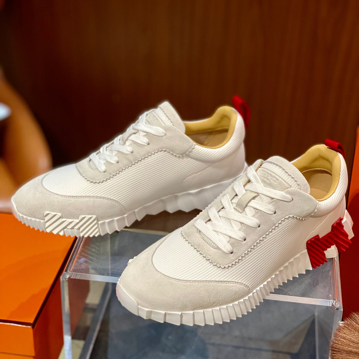 HERM BOUNCING SNEAKERS