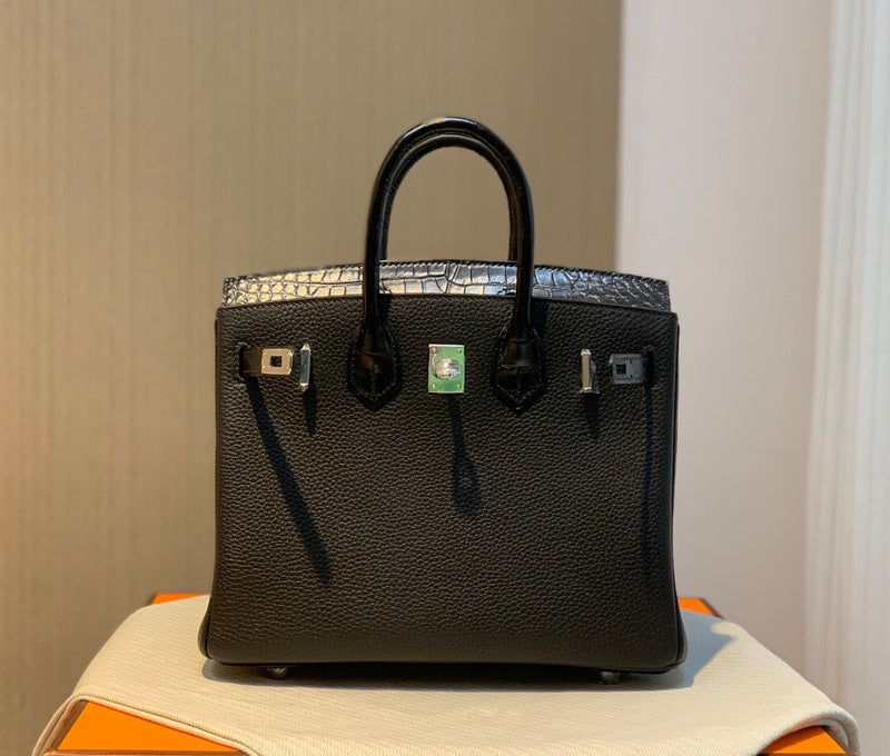 PHA - HMS Bags - 1705