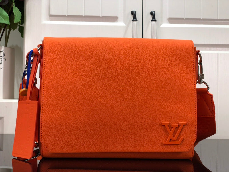 I W Fashion Lu-Vi Bags - 16959