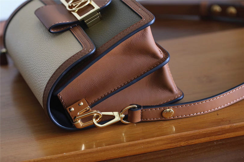 I W Fashion Lu-Vi bags - 8133