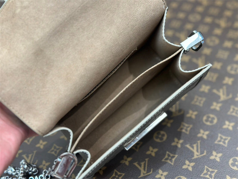 PHA - LOV Bags - 595