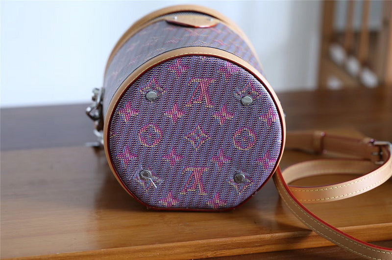 I W Fashion Lu-Vi bags - 8621