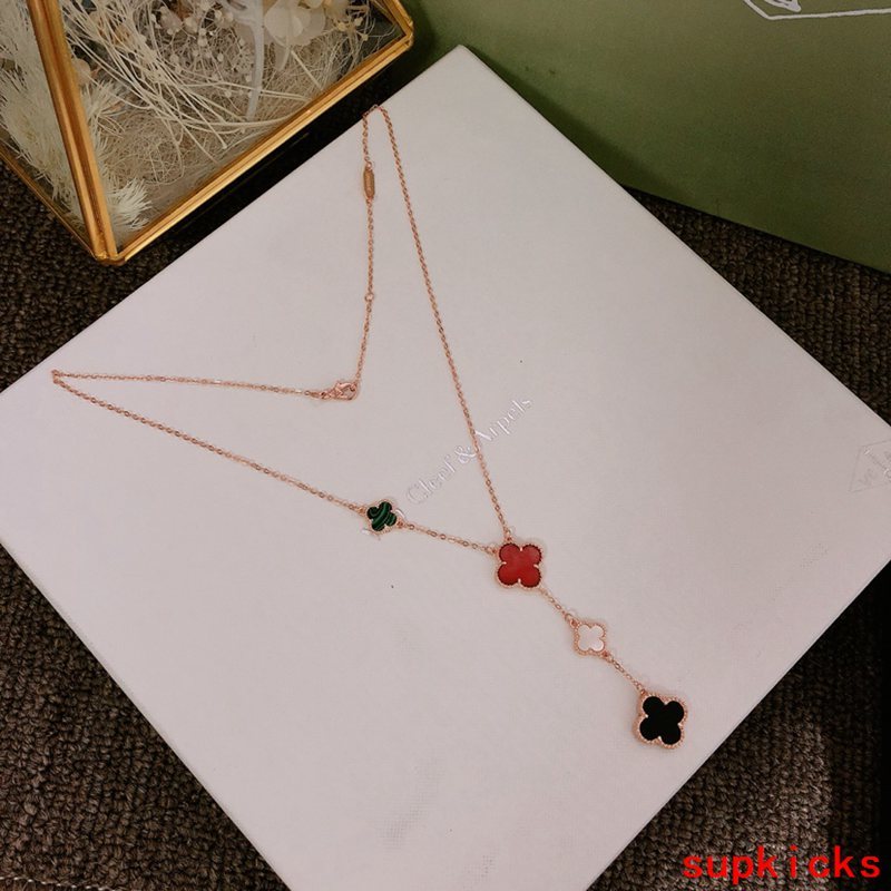 Van Cleef & Arples Jewelry