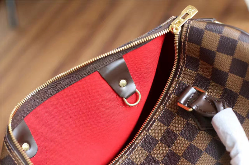 I W Fashion Lu-Vi bags - 8150