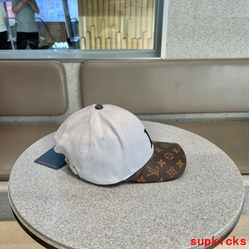 Louis Vuitton Luxury Cap