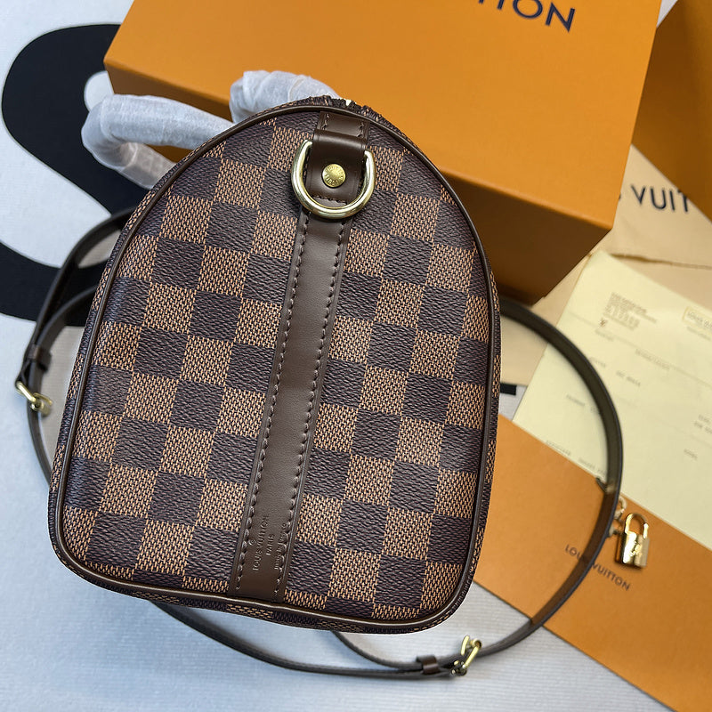 I W Fashion Lu-Vi bags - 8149