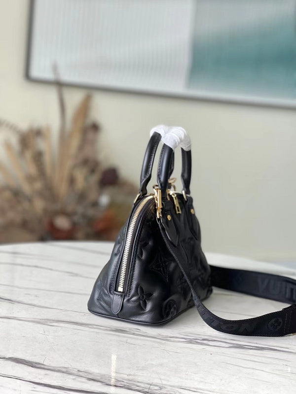 I W Fashion Lu-Vi Bags - 16618