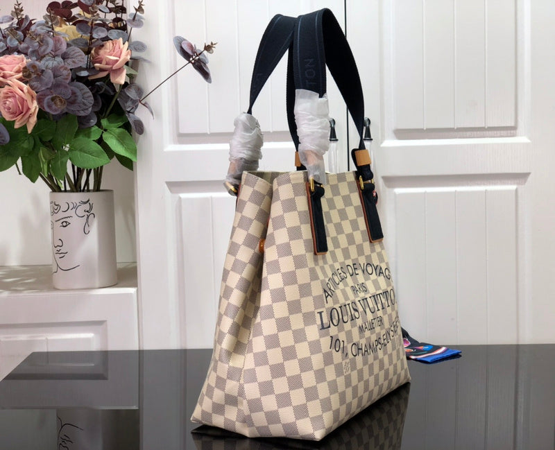 I W Fashion Lu-Vi bags - 17362