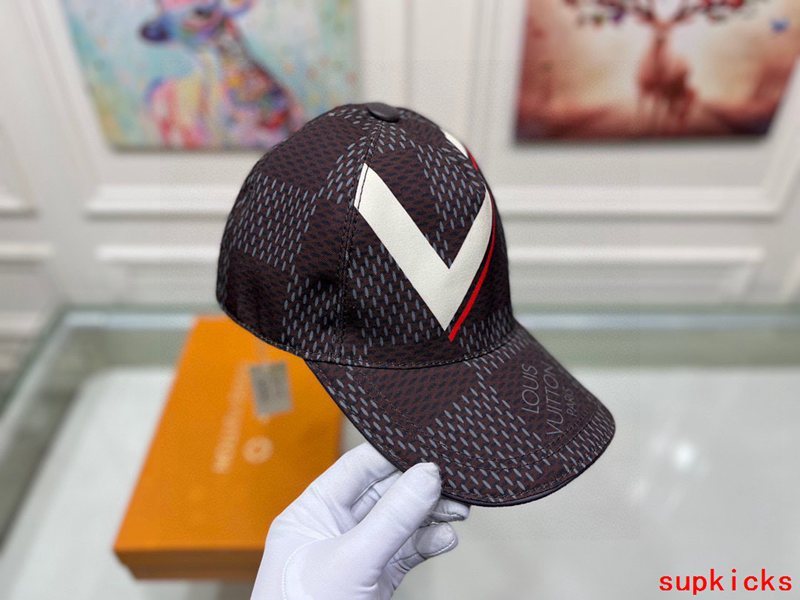 Louis Vuitton Luxury Cap