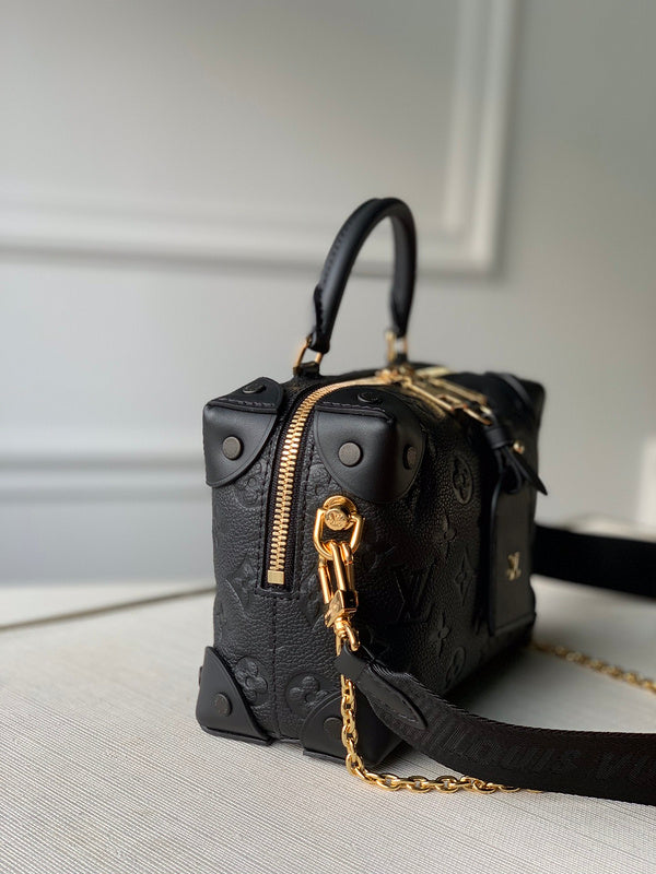 I W Fashion Lu-Vi bags - 17041
