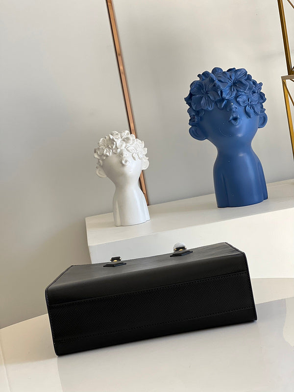 I W Fashion Lu-Vi bags - 17255