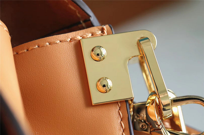 I W Fashion Lu-Vi bags - 8113