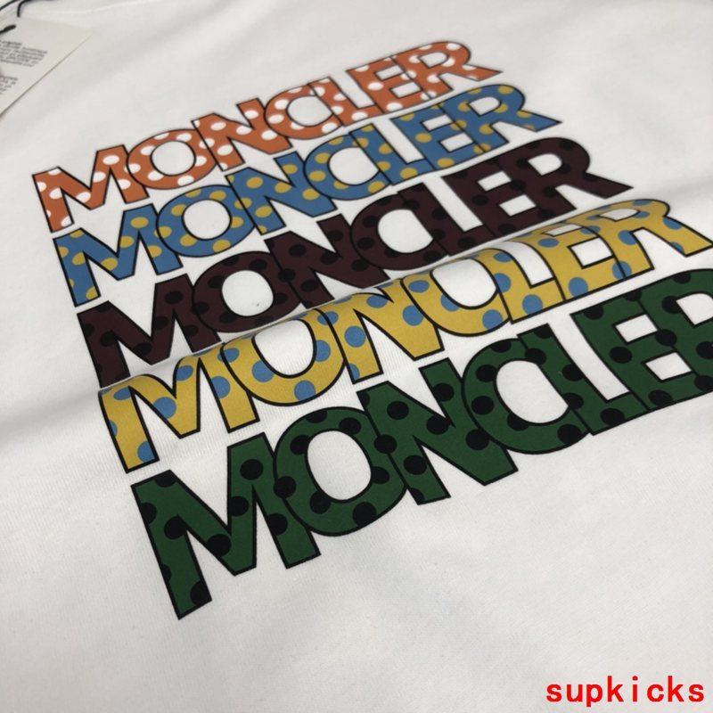 Moncler Luxury Cloth