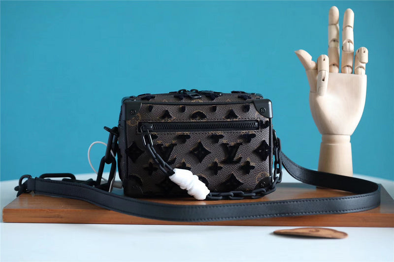 I W Fashion Lu-Vi bags - 10147