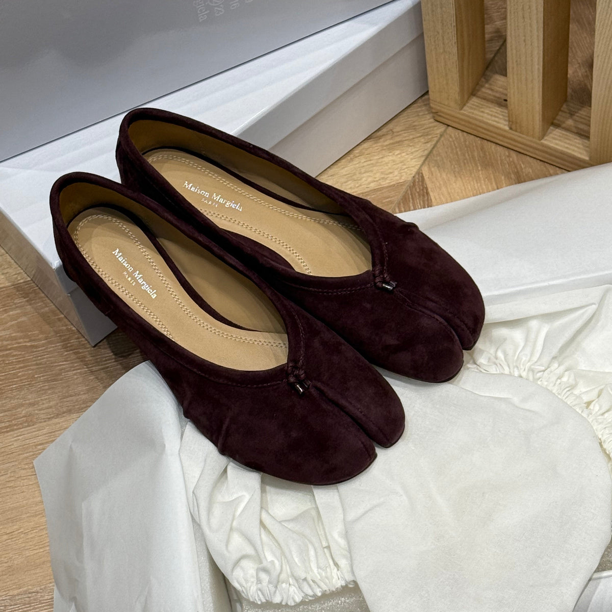 MAISON M TABI BALLET FLATS