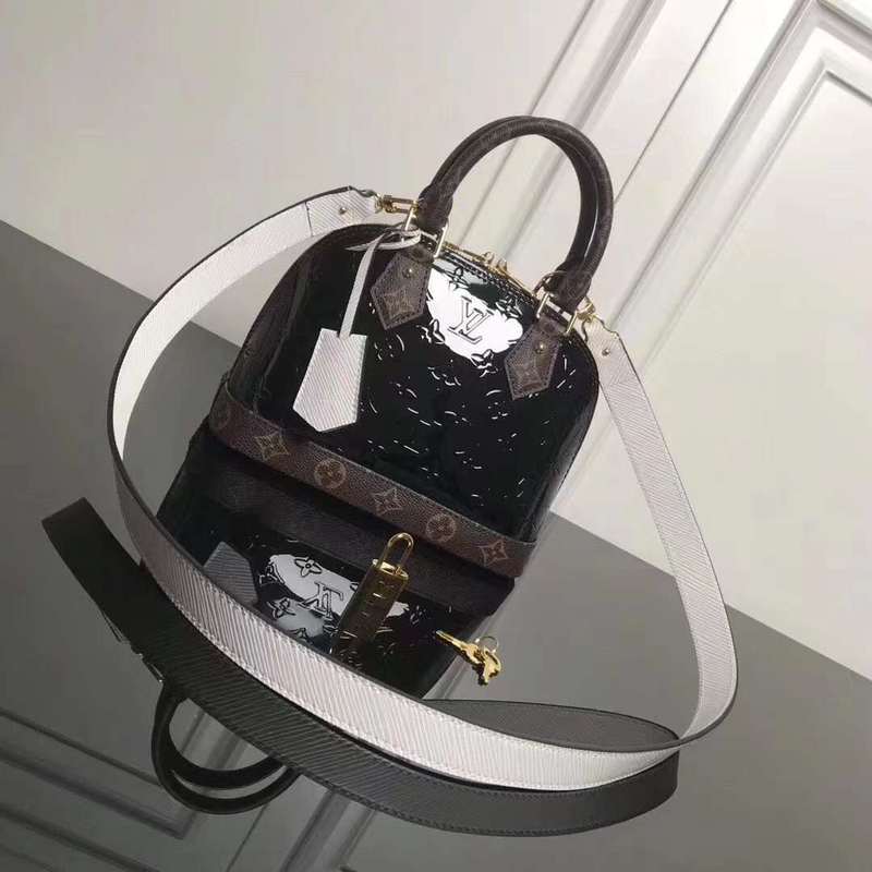 LOV2 Bags - Luxurious Bags  784
