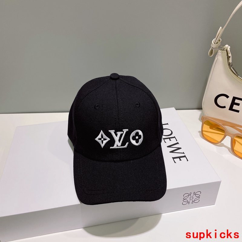 Louis Vuitton Luxury Cap