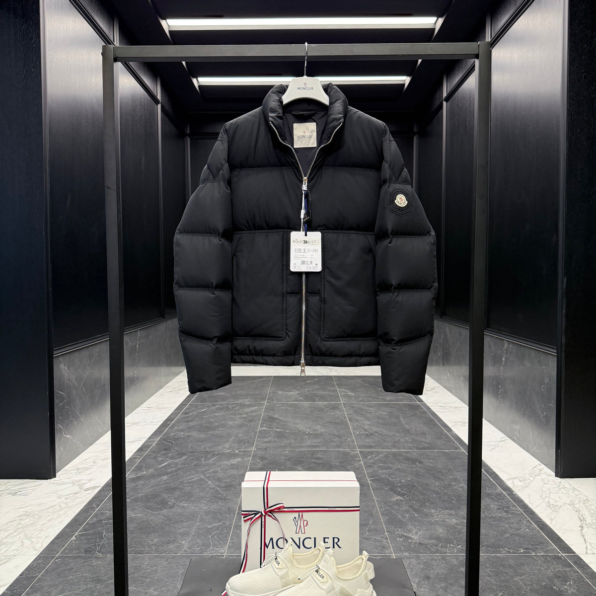 MONC DIYA JACKET