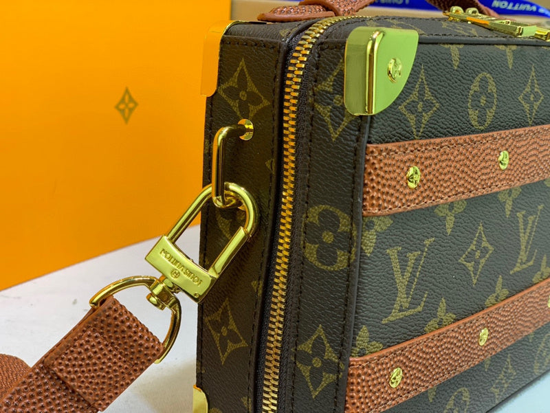 I W Fashion Lu-Vi bags - 17496