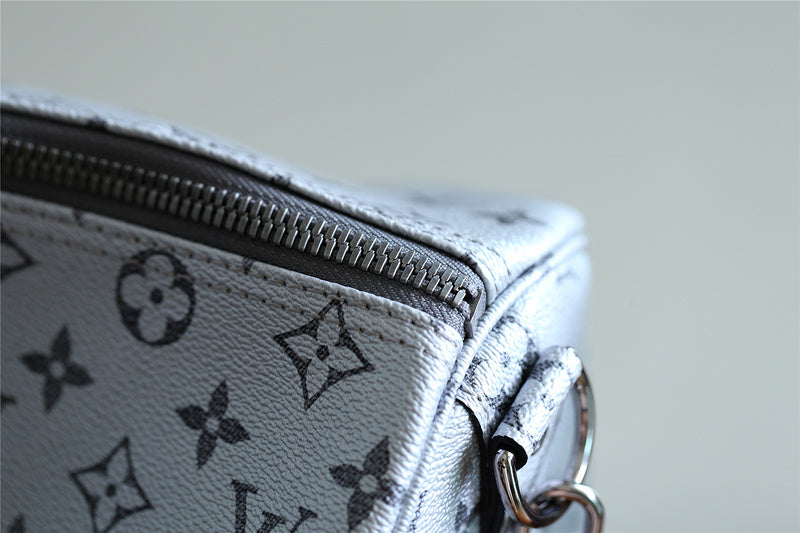 I W Fashion Lu-Vi bags - 9465