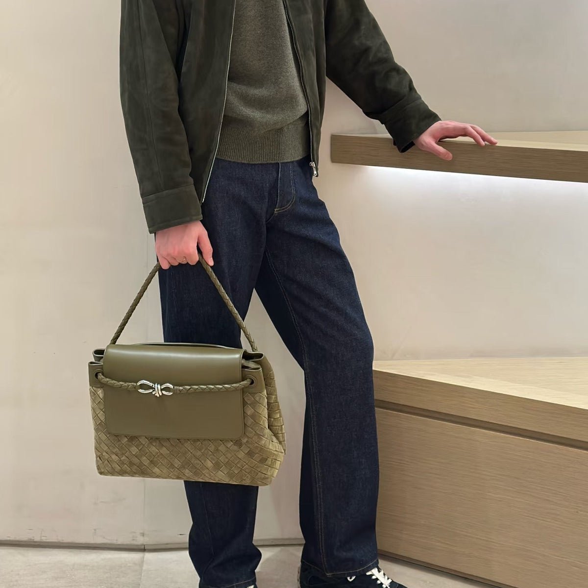 BOTT V ANDIAMO MESSENGER BAG